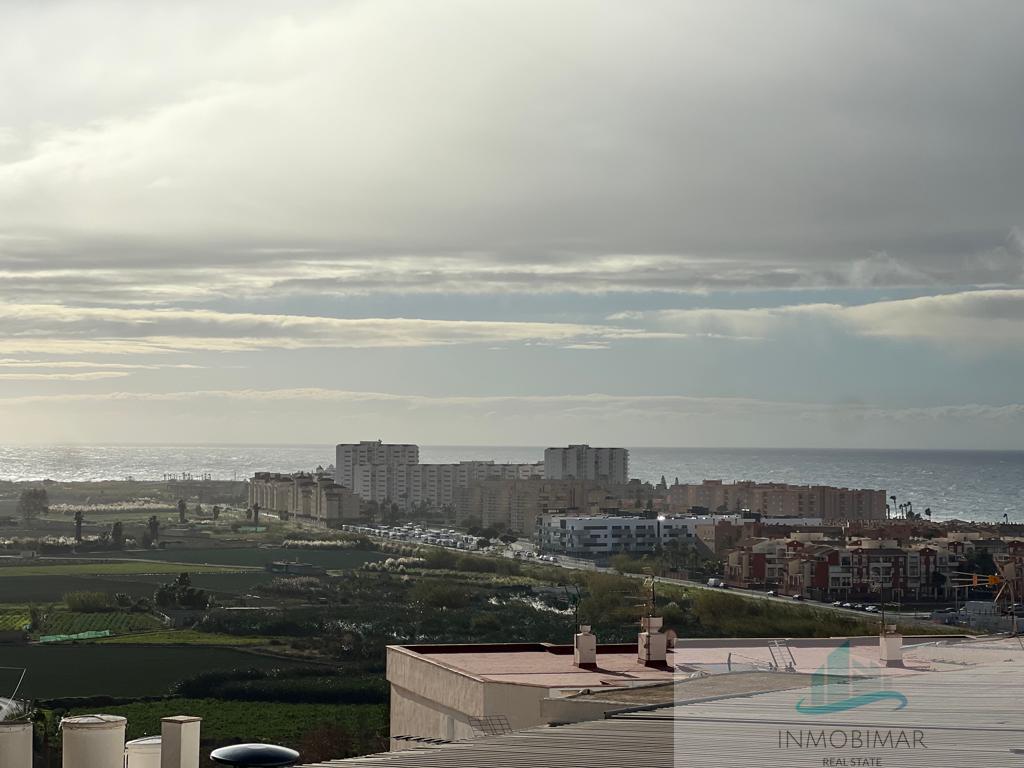 Продажа от

 Домa на Salobreña