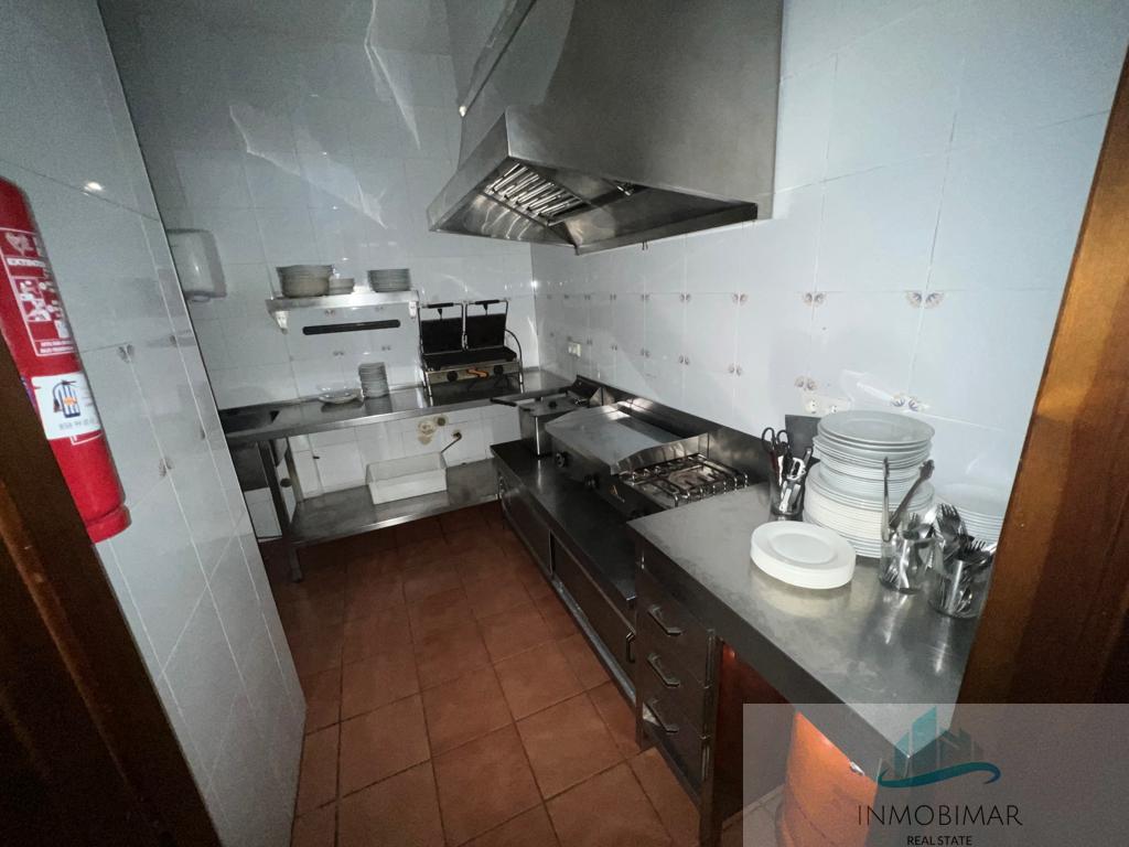 Продажа от

 Коммерческие помещения на Motril