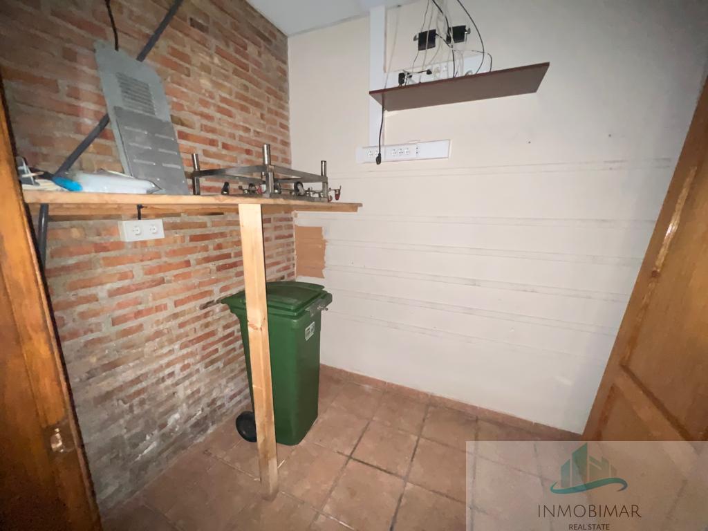 Продажа от

 Коммерческие помещения на Motril