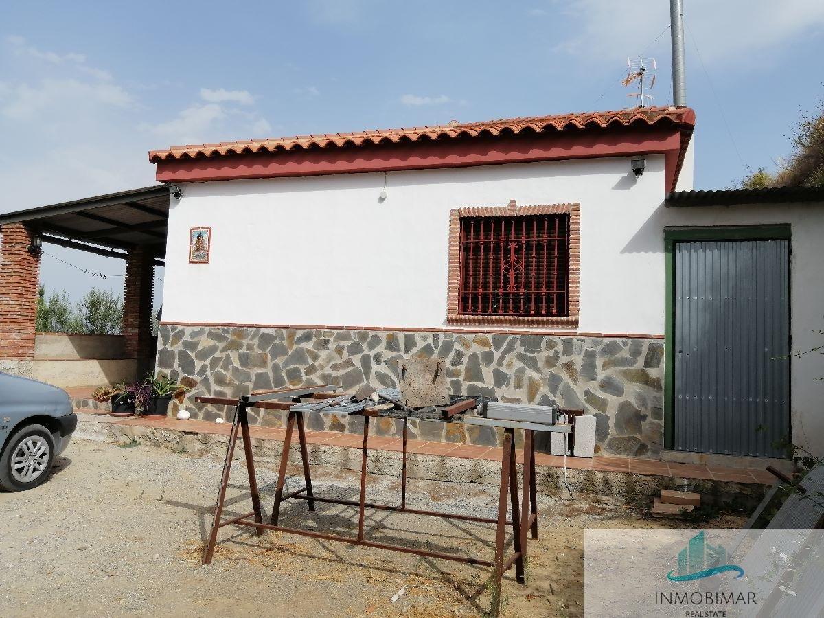 Venta de finca rústica en Salobreña