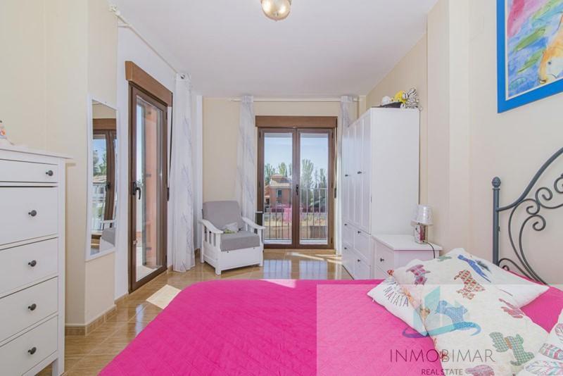For sale of house in Otura