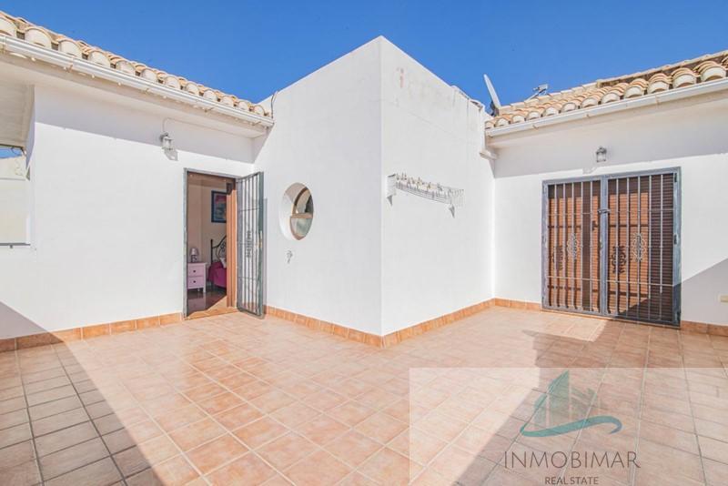 For sale of house in Otura