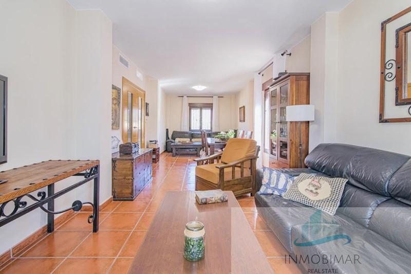 For sale of house in Otura