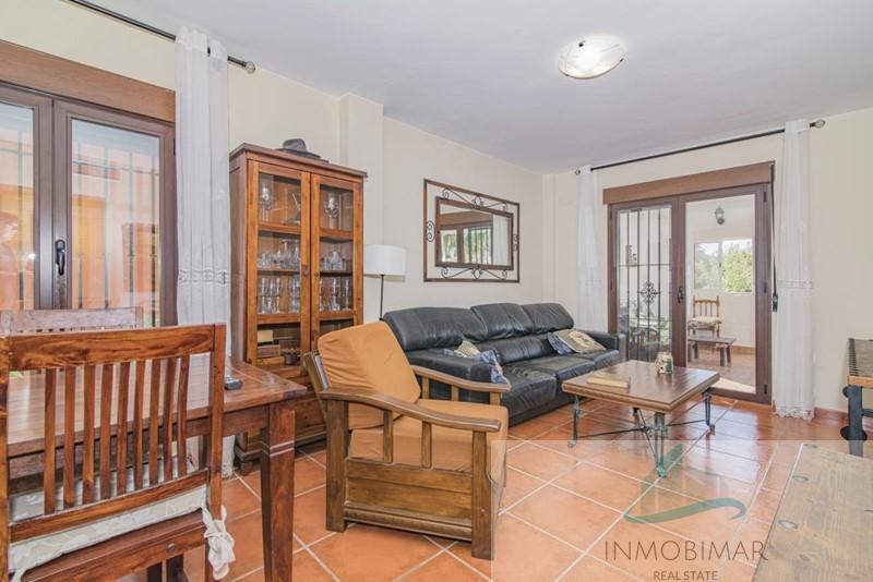 For sale of house in Otura