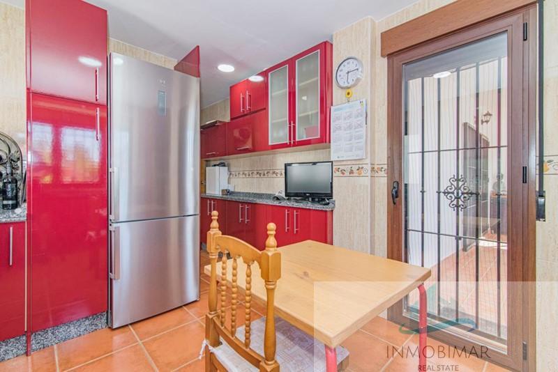 For sale of house in Otura