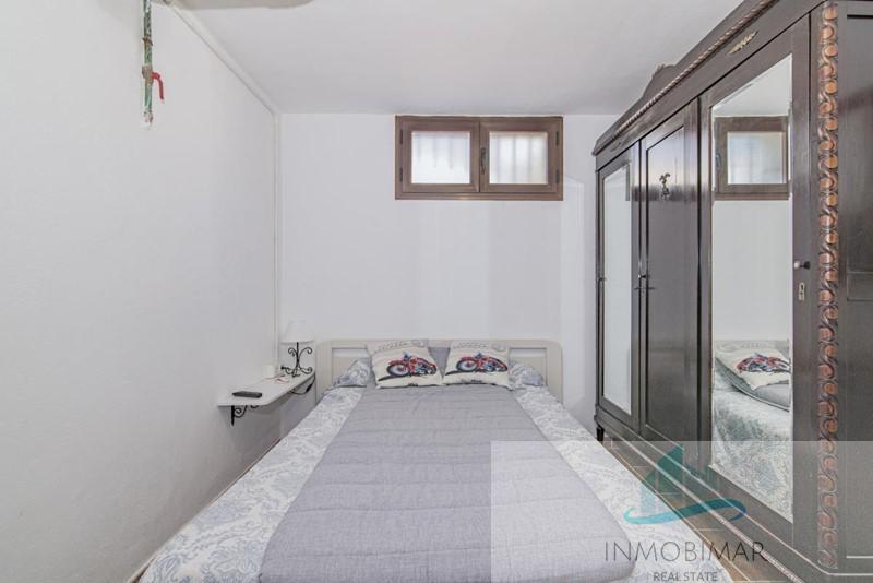 For sale of house in Otura