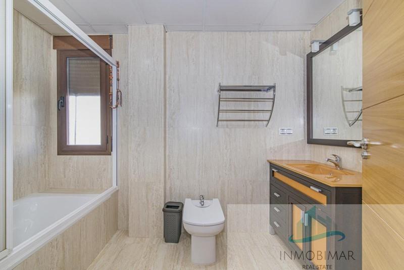 For sale of house in Otura