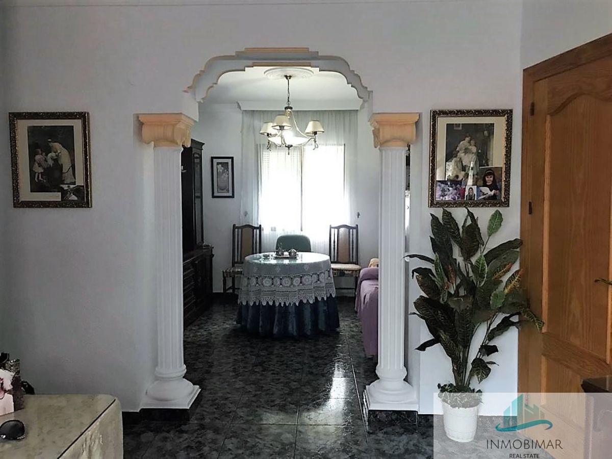 For sale of house in Salobreña