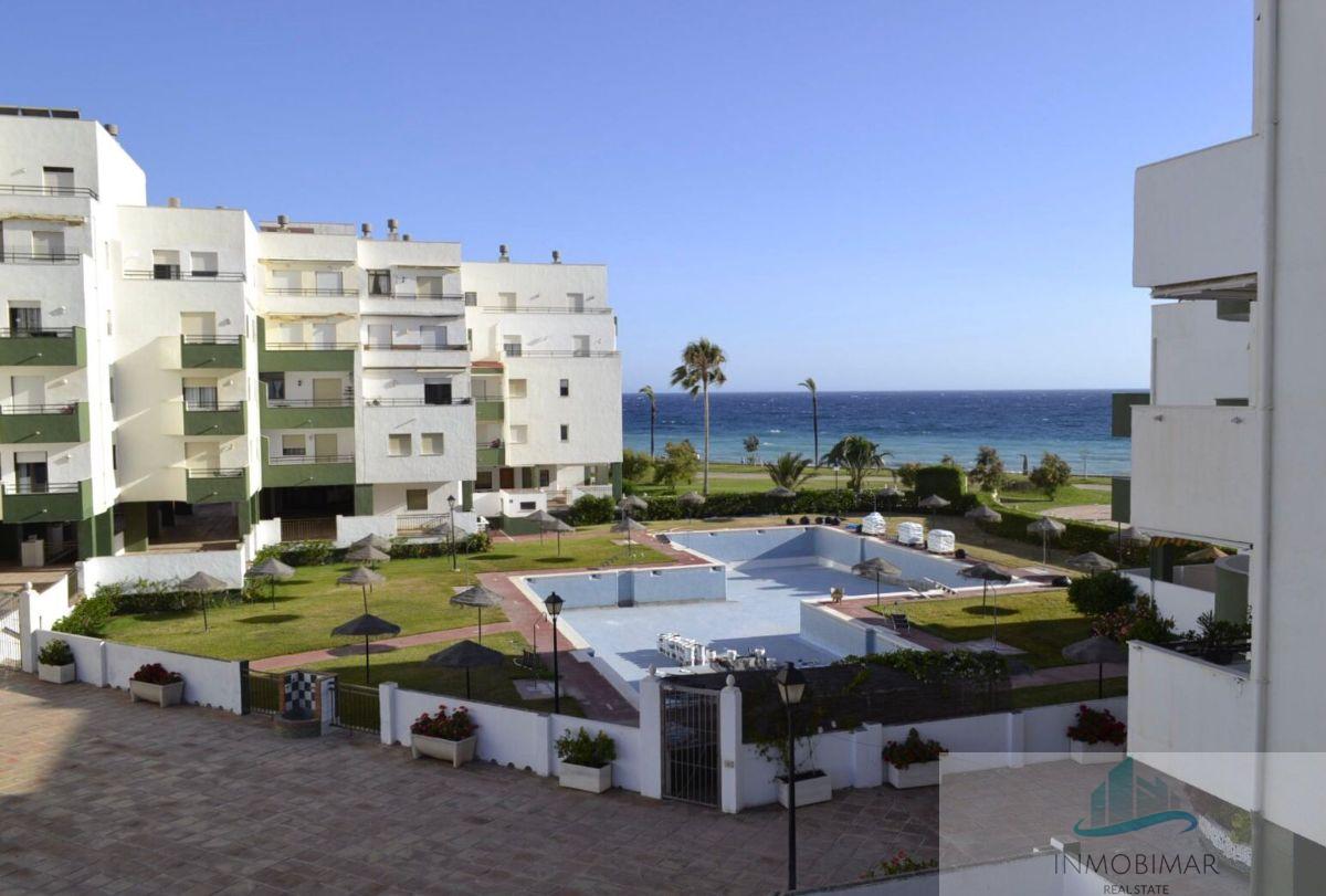 For sale of flat in Salobreña