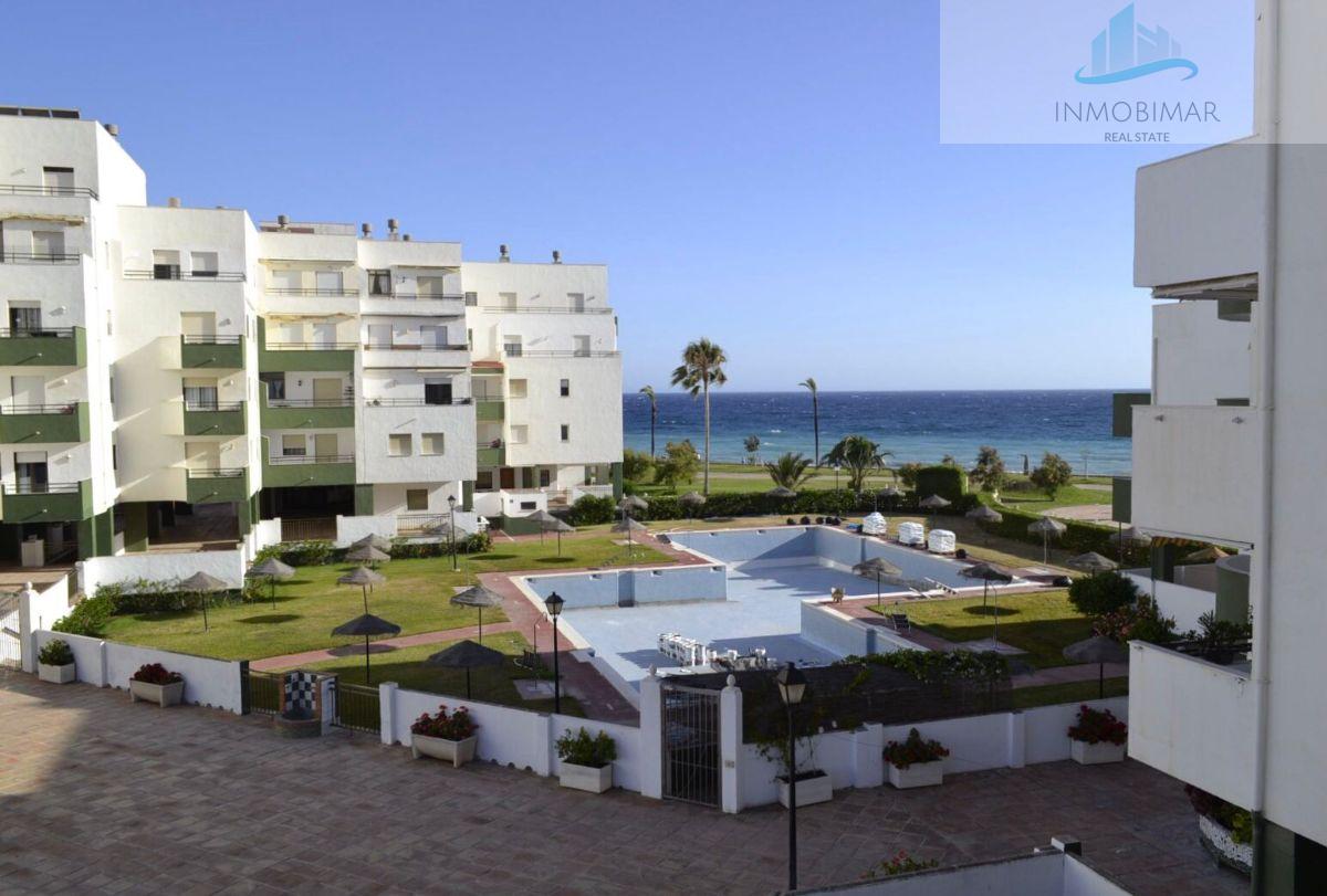 For sale of flat in Salobreña