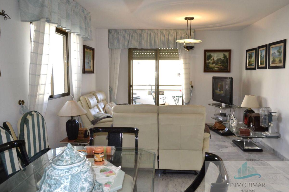 For sale of flat in Salobreña