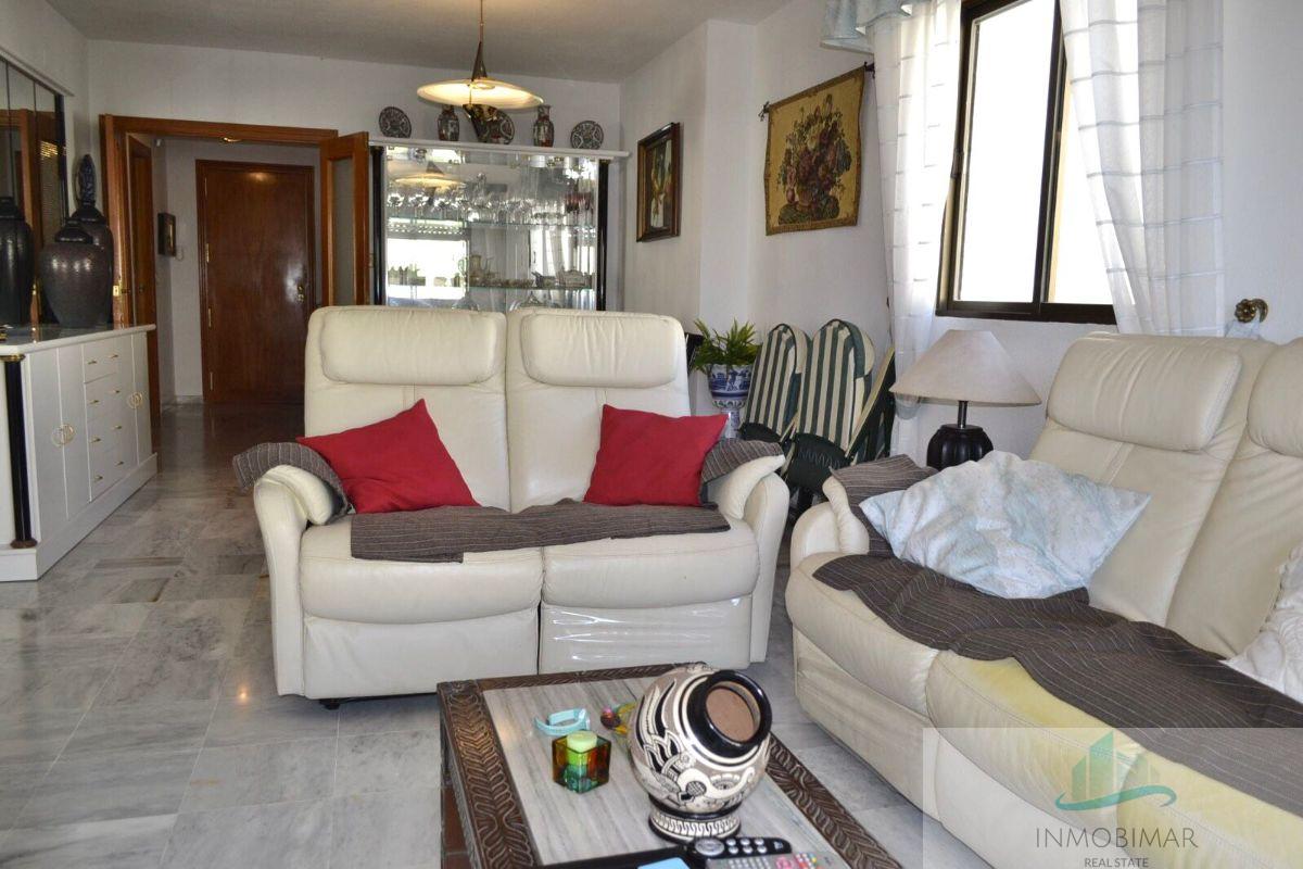 For sale of flat in Salobreña