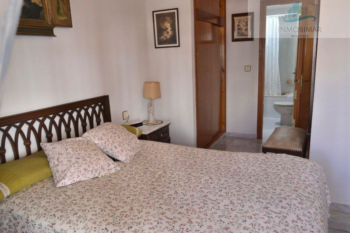 For sale of flat in Salobreña