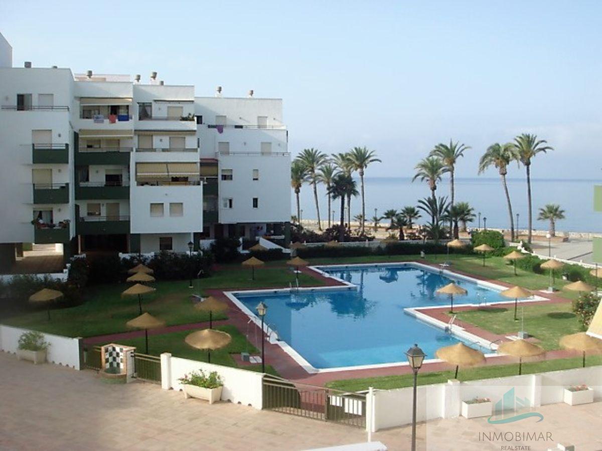 For sale of flat in Salobreña