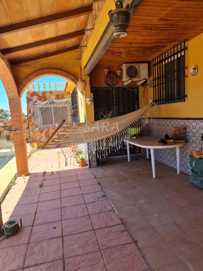 Venta de chalet en Retamar