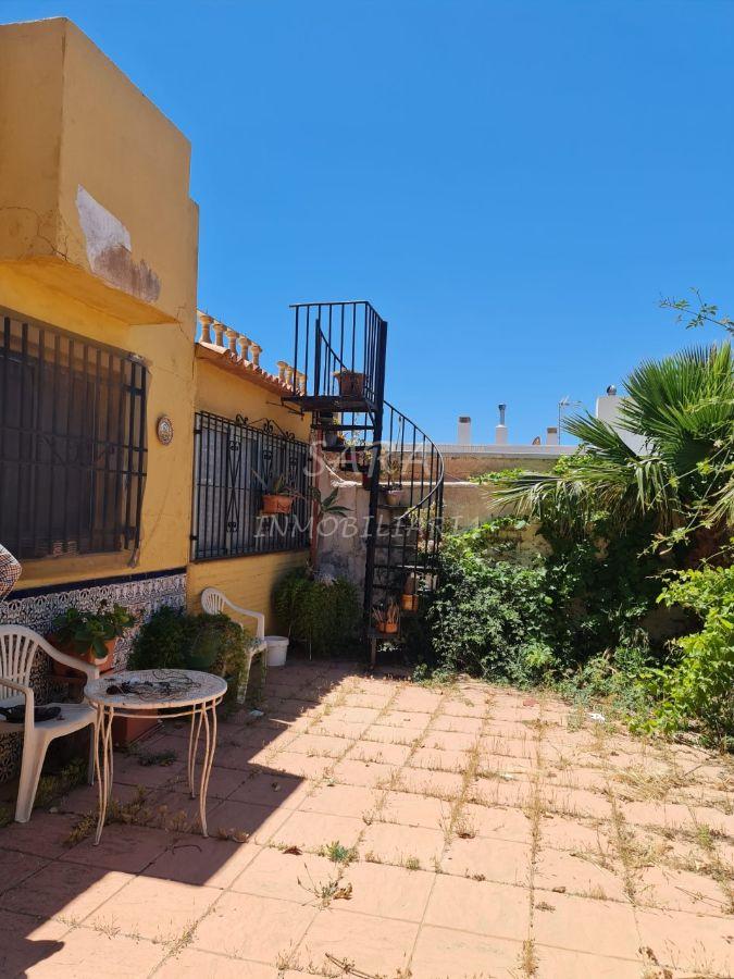 Venta de chalet en Retamar