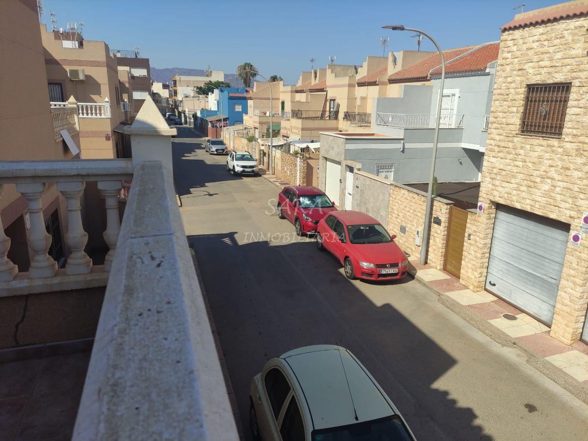 Venta de dúplex en Roquetas de Mar
