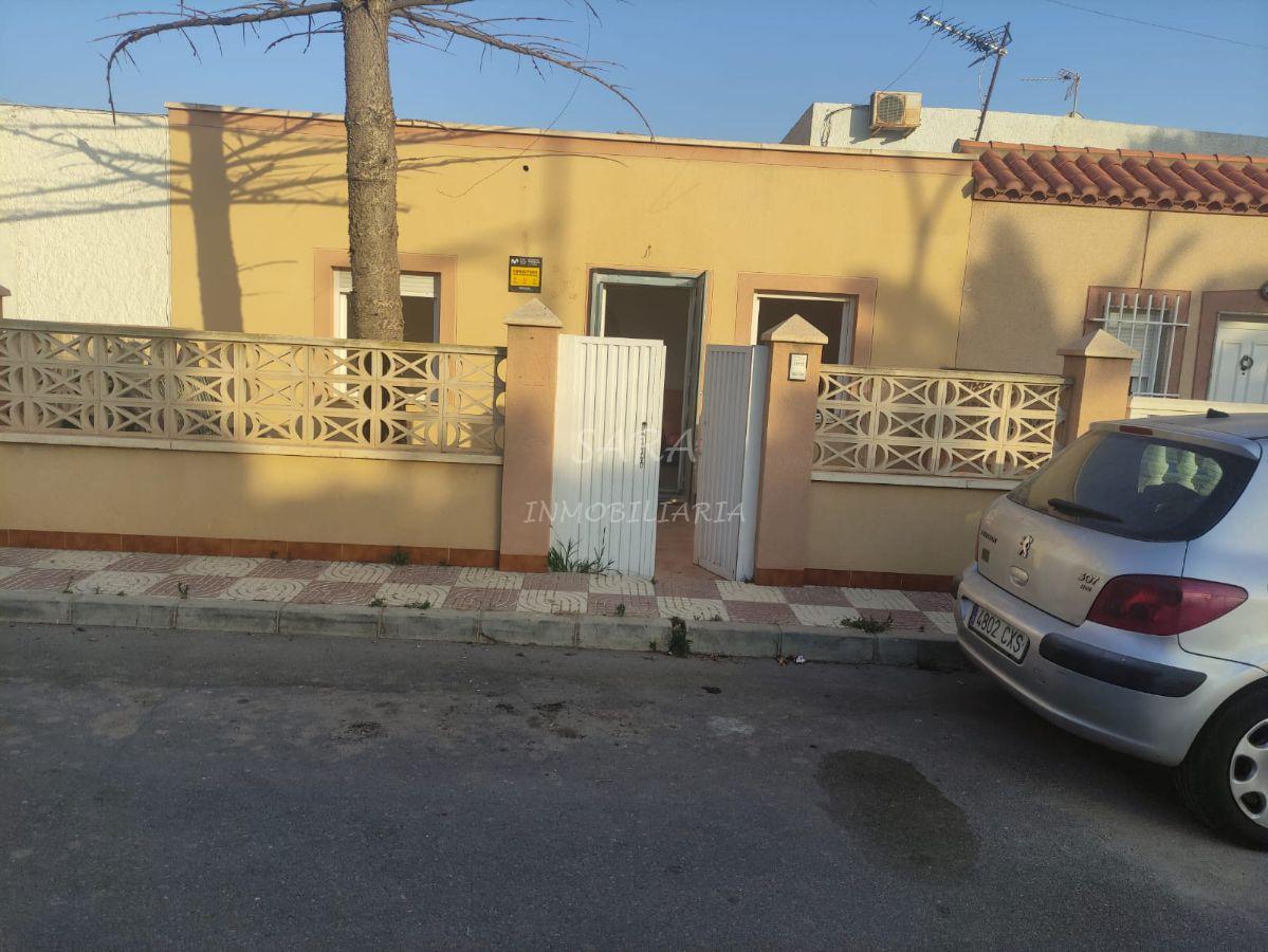 Venta de casa en Vícar