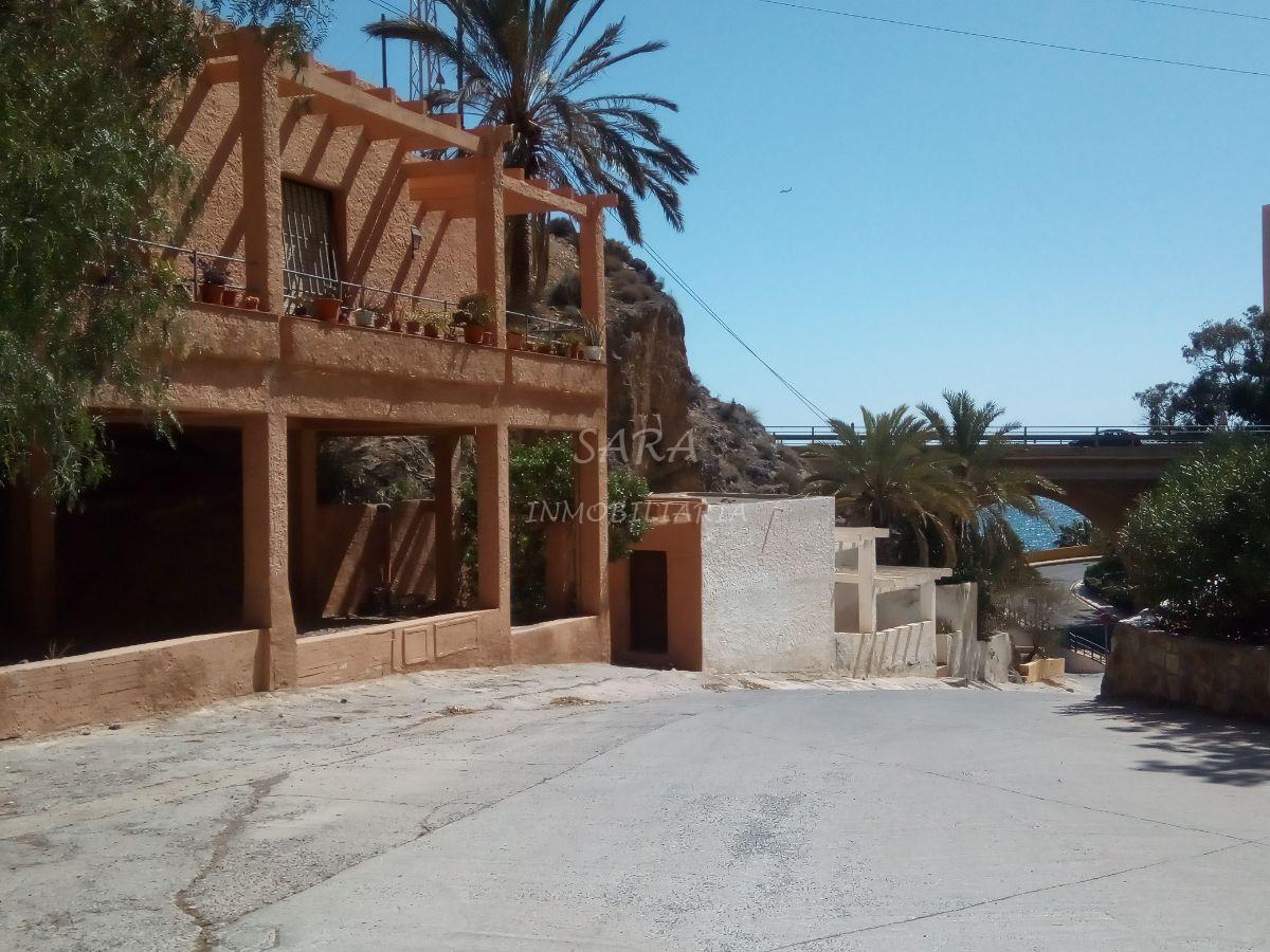 Venta de chalet en Roquetas de Mar