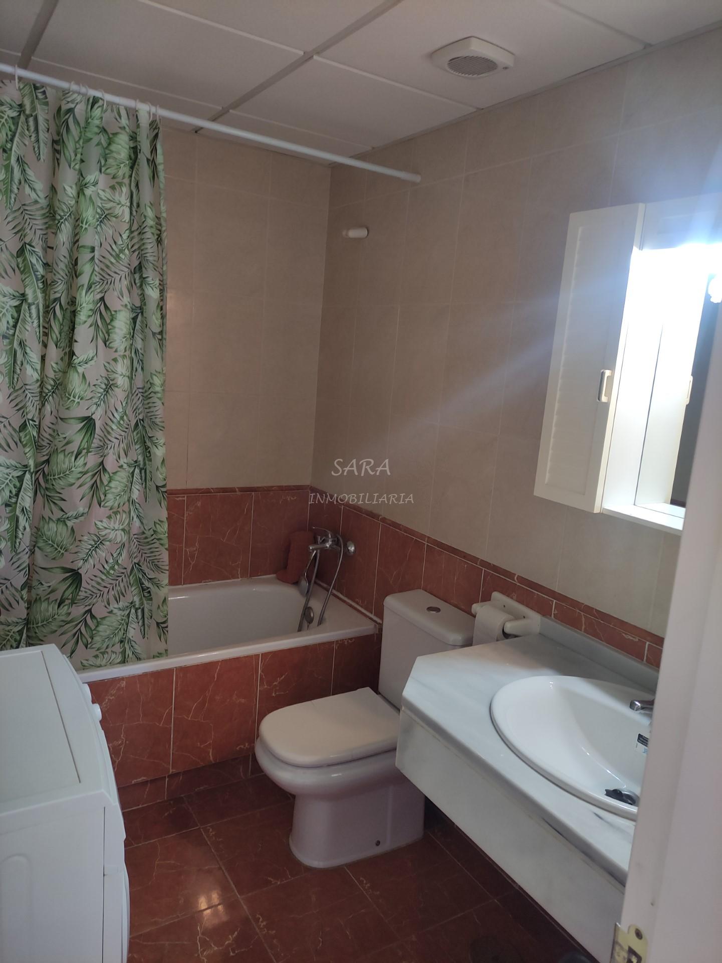Alquiler de apartamento en Roquetas de Mar