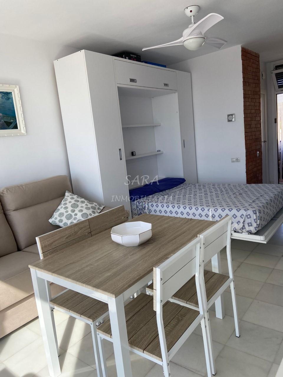 Alquiler de apartamento en Roquetas de Mar