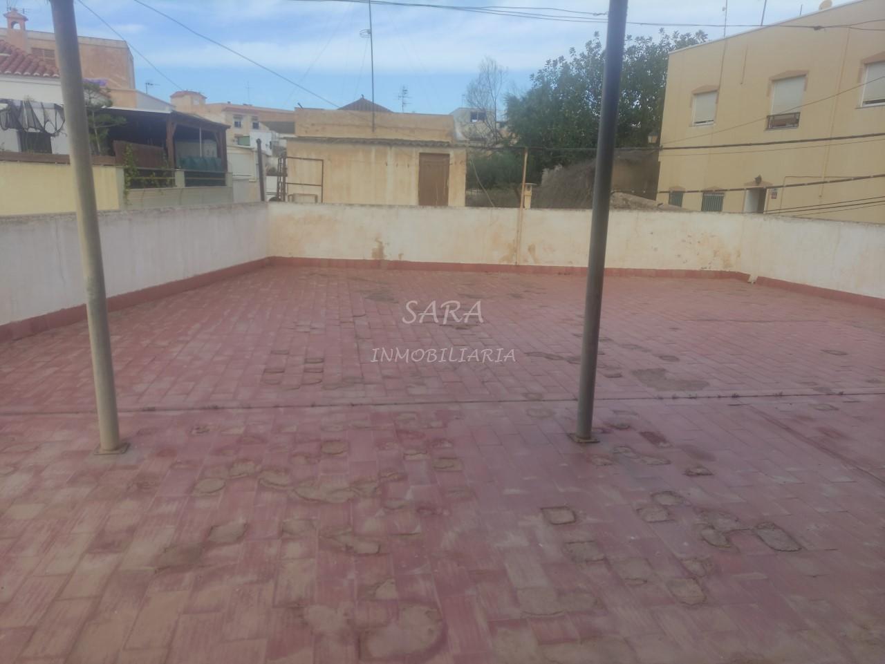 Venta de casa en Adra