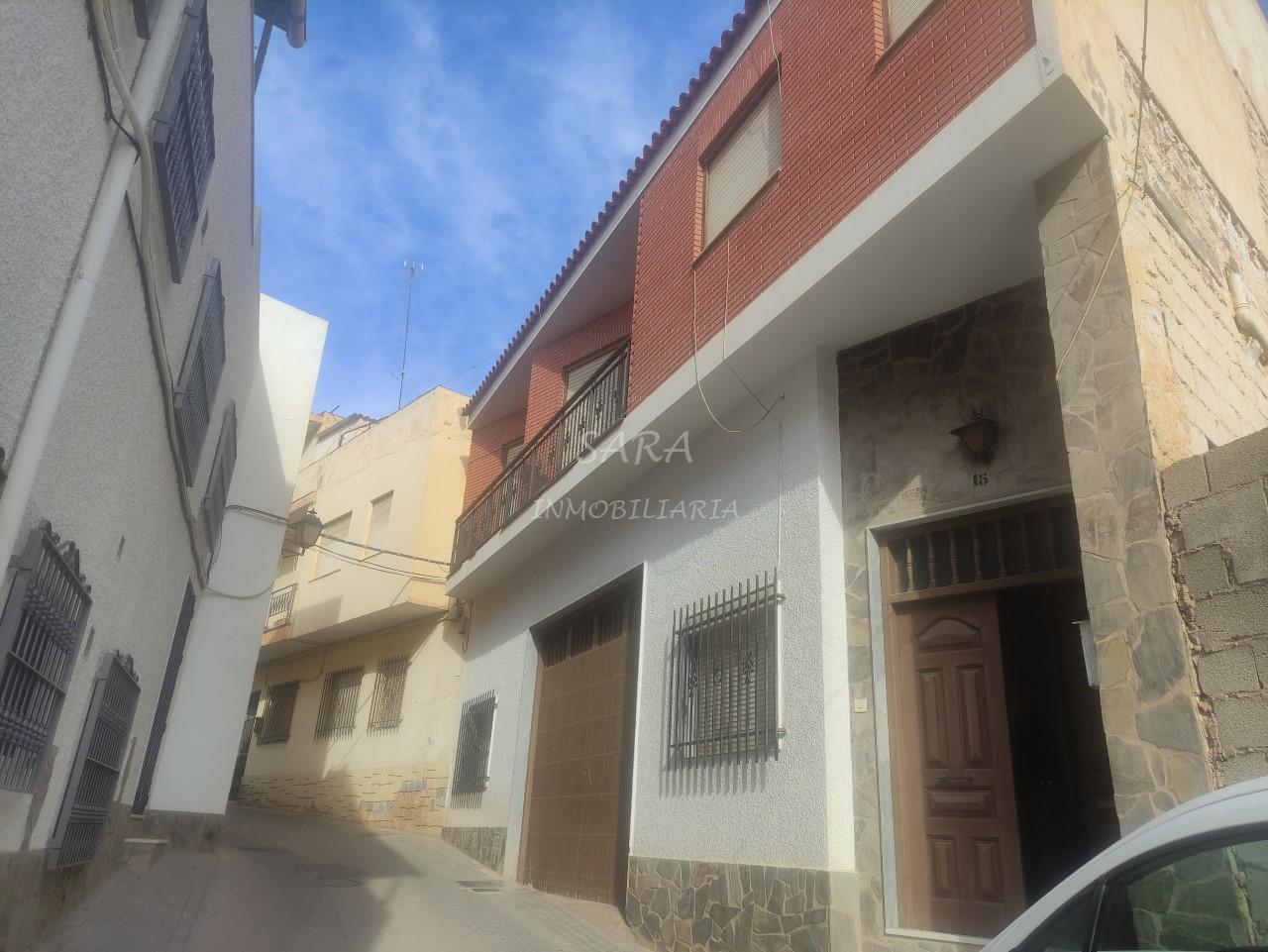 Venta de casa en Adra