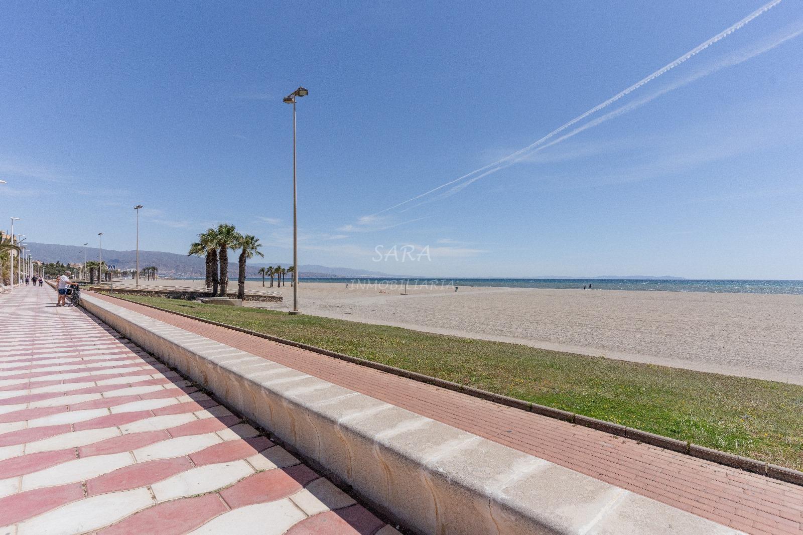 Venta de apartamento en Roquetas de Mar