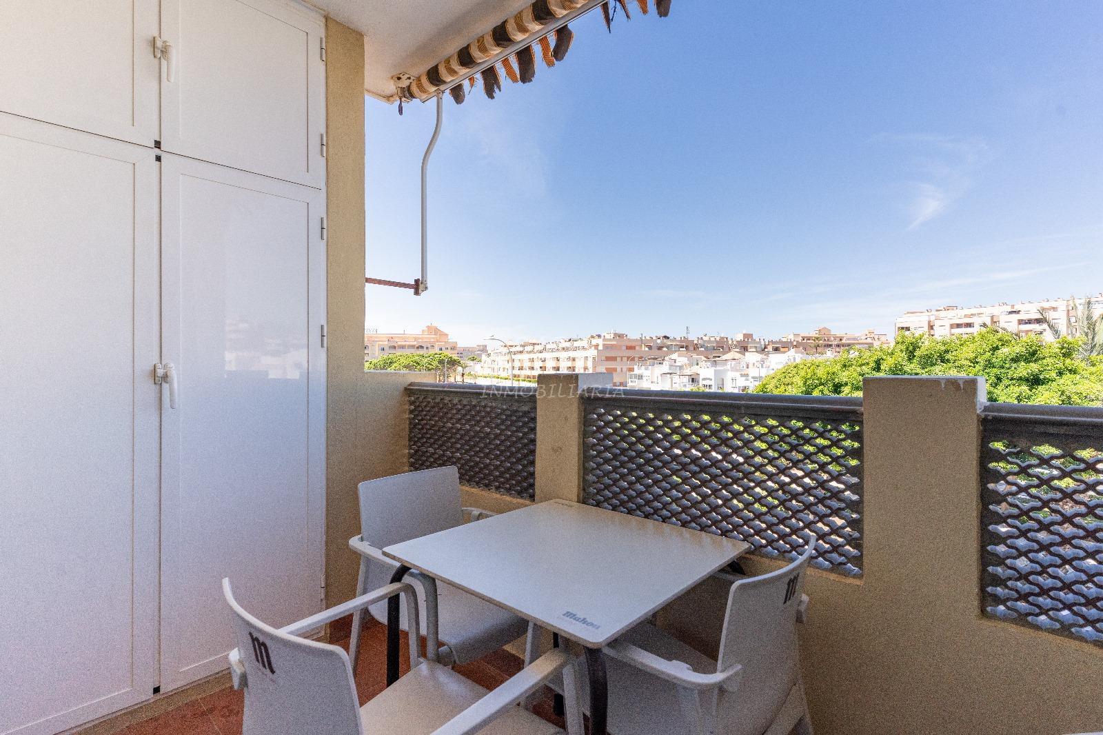 Venta de apartamento en Roquetas de Mar