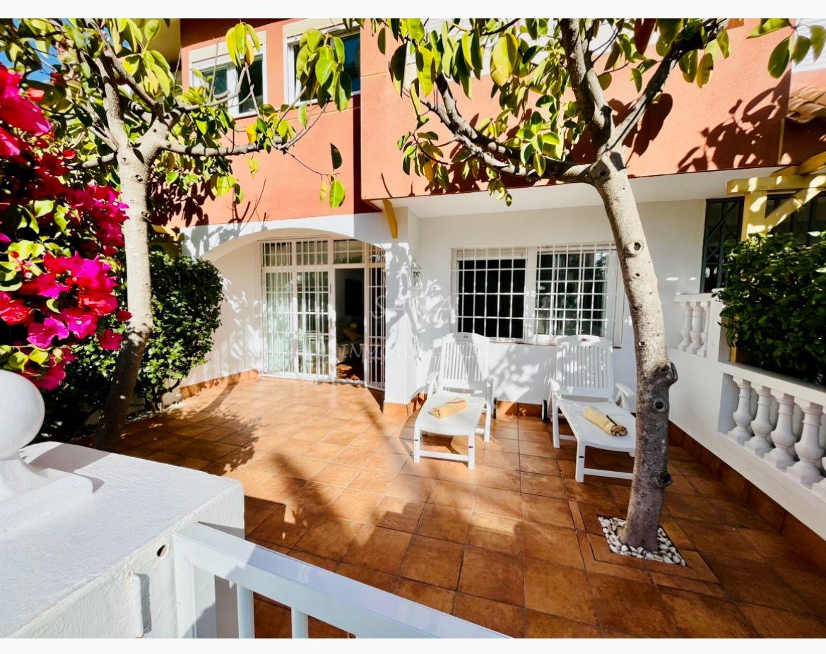 Alquiler de apartamento en Roquetas de Mar