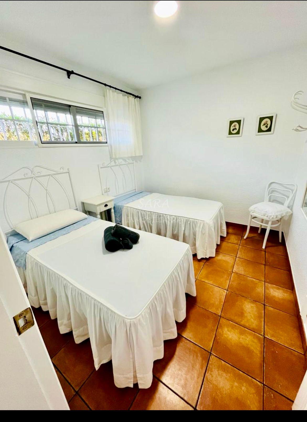 Alquiler de apartamento en Roquetas de Mar