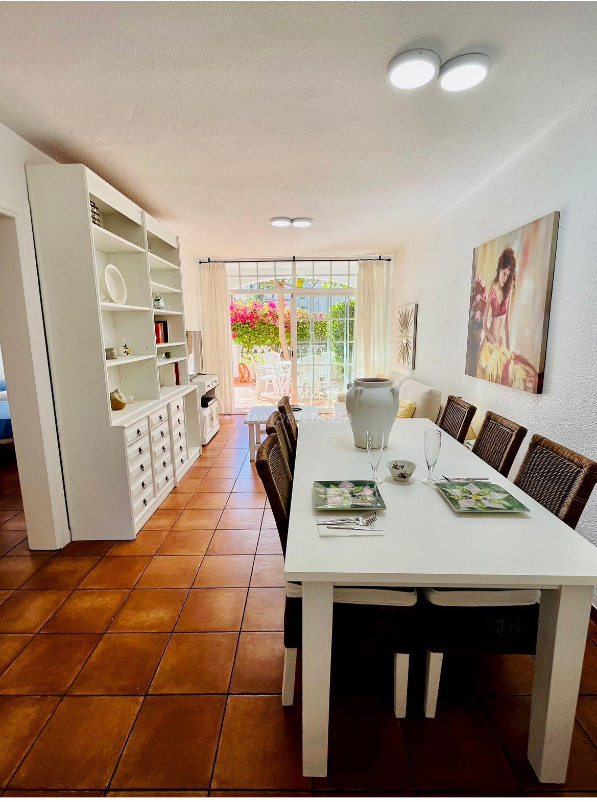 Alquiler de apartamento en Roquetas de Mar