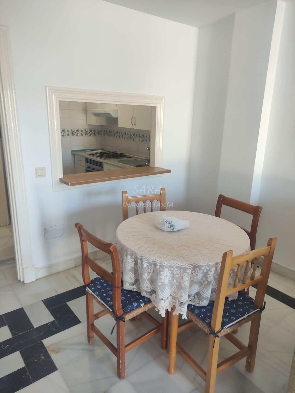 Alquiler de apartamento en Roquetas de Mar