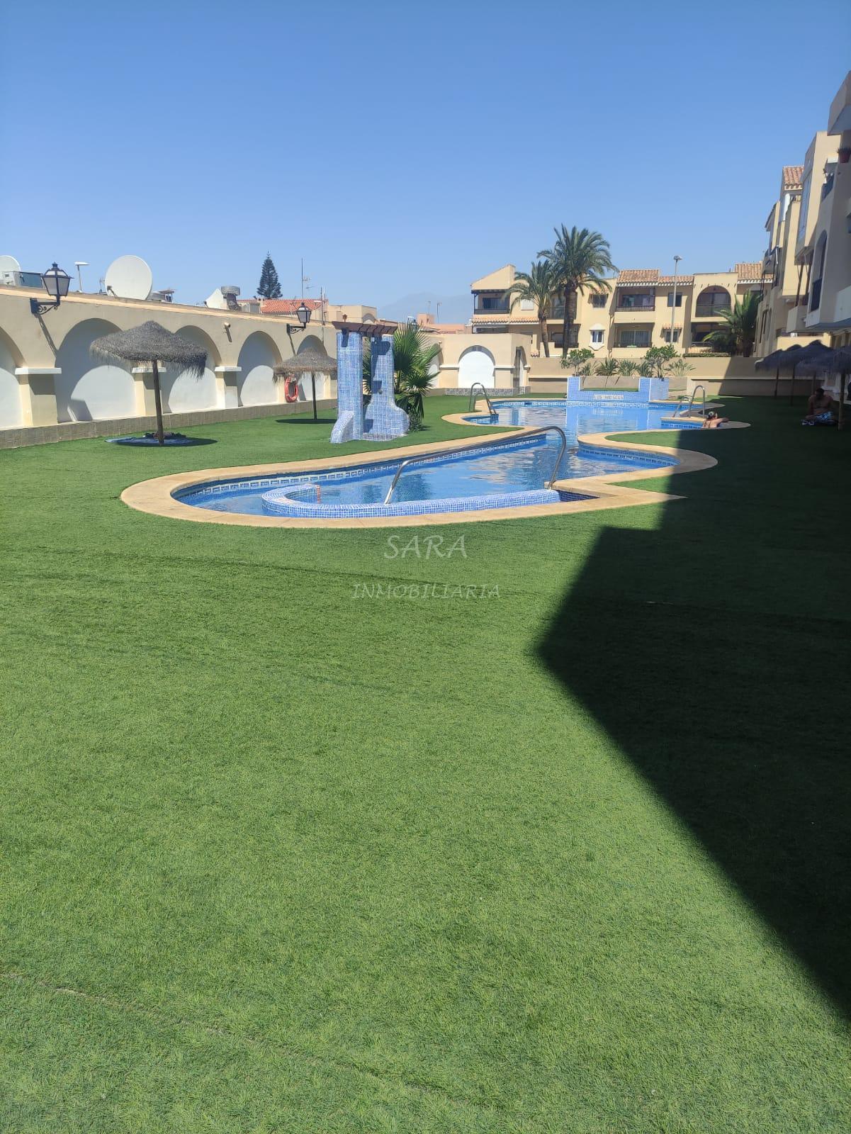 Alquiler de apartamento en Roquetas de Mar