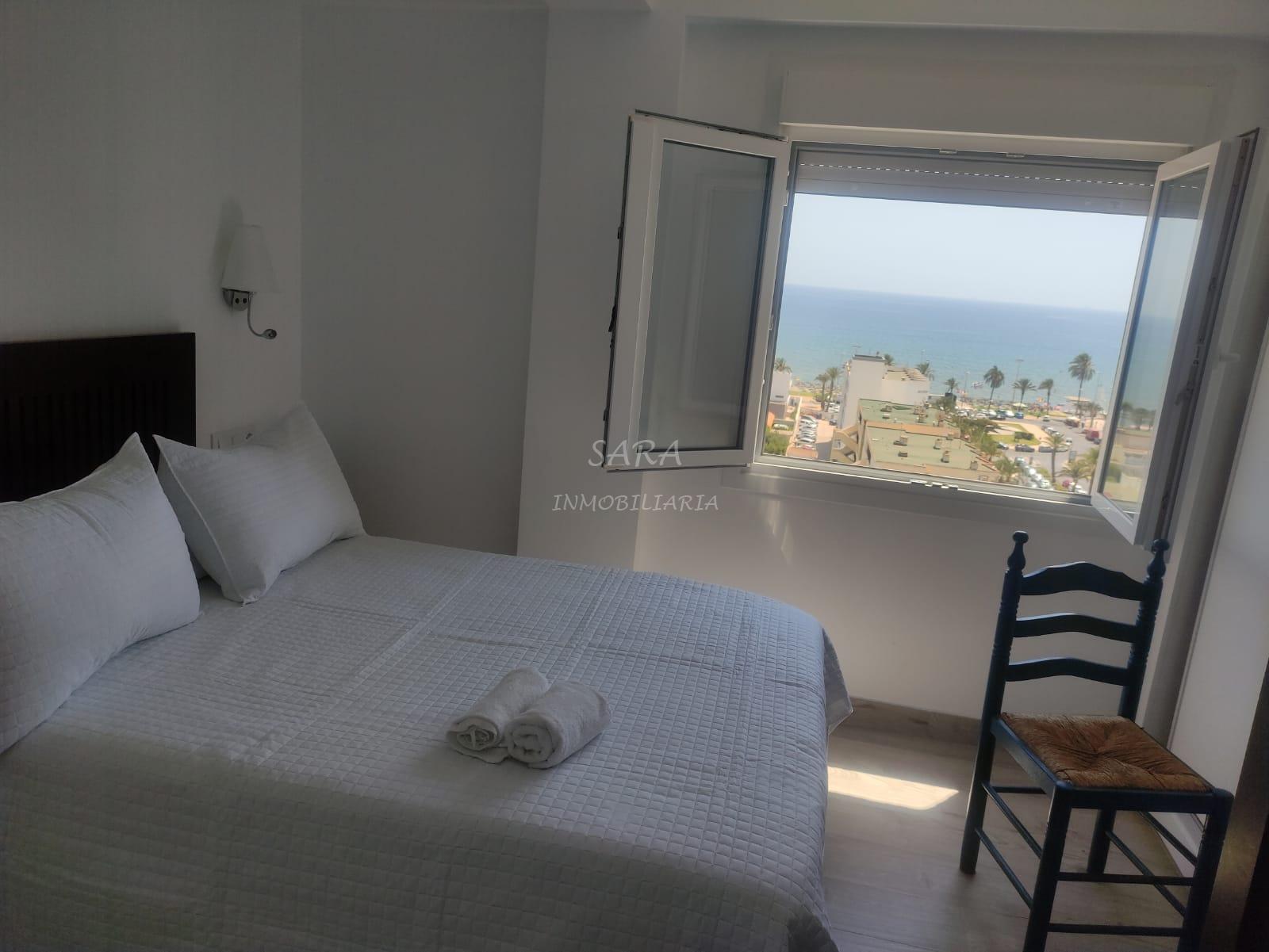 Alquiler de apartamento en Roquetas de Mar