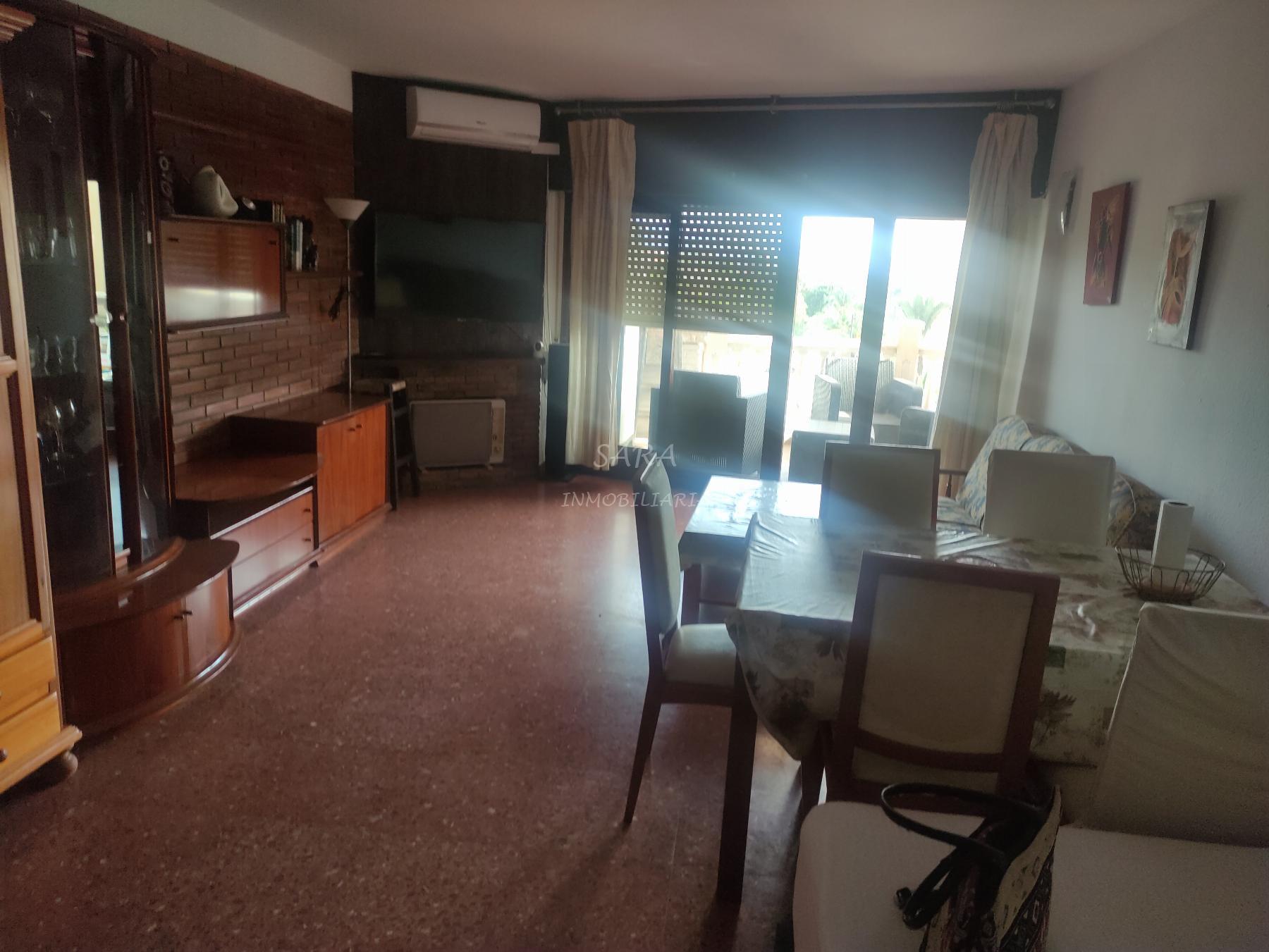 Alquiler de apartamento en Roquetas de Mar
