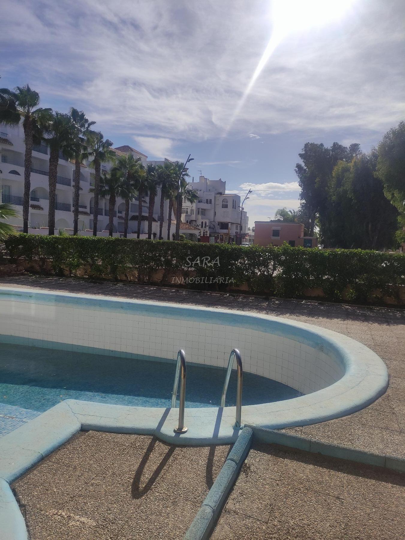 Venta de apartamento en Roquetas de Mar