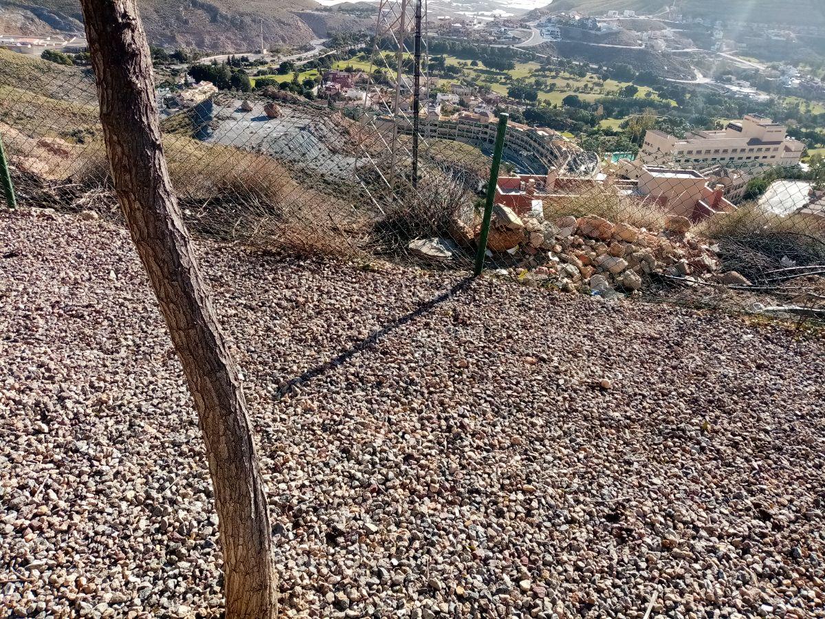 Venta de terreno en Roquetas de Mar