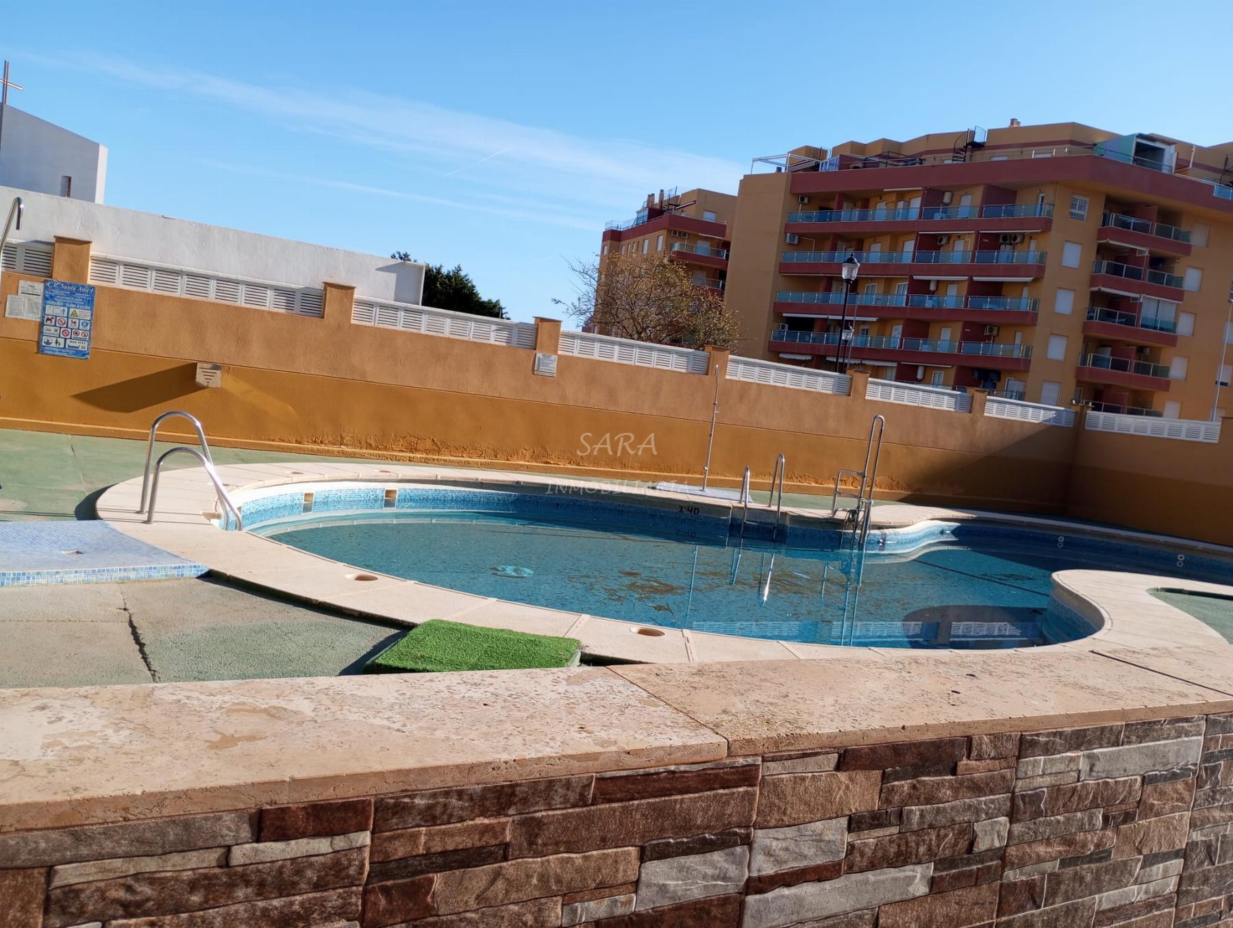 Alquiler de apartamento en Roquetas de Mar