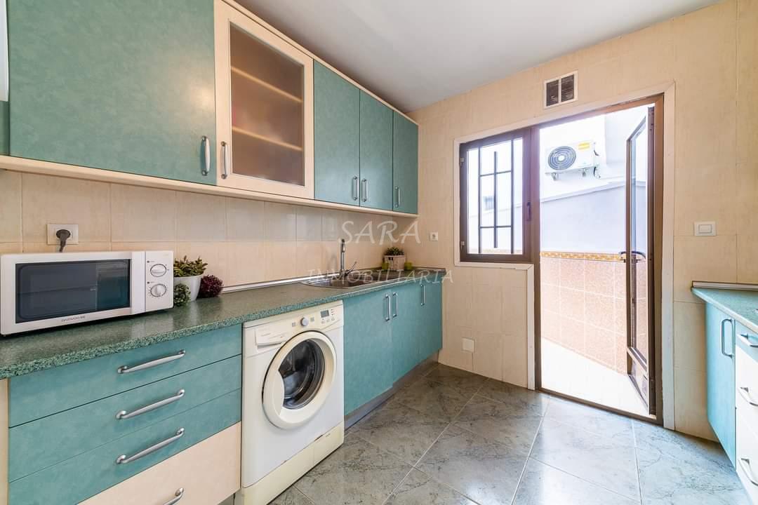 Alquiler de apartamento en Roquetas de Mar