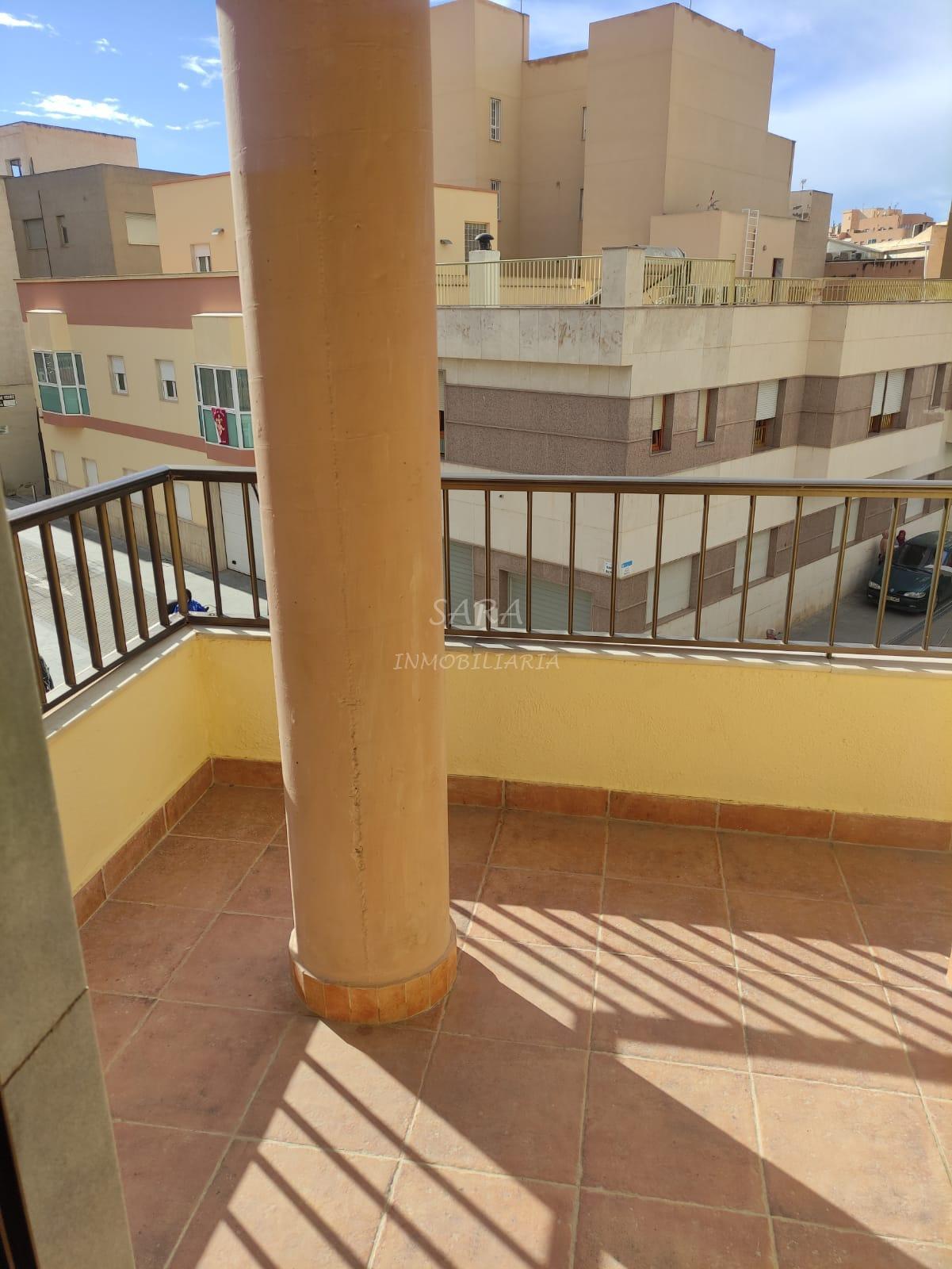 Alquiler de habitación en Roquetas de Mar