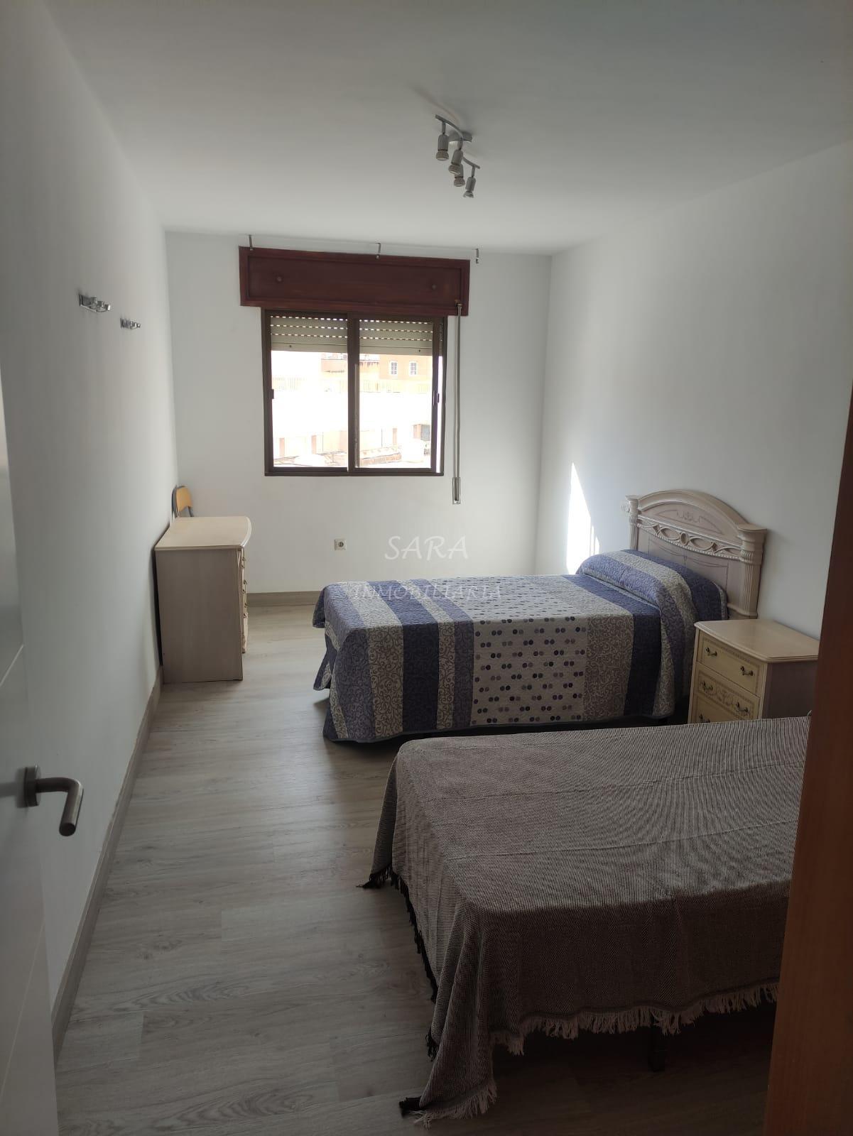 Alquiler de habitación en Roquetas de Mar