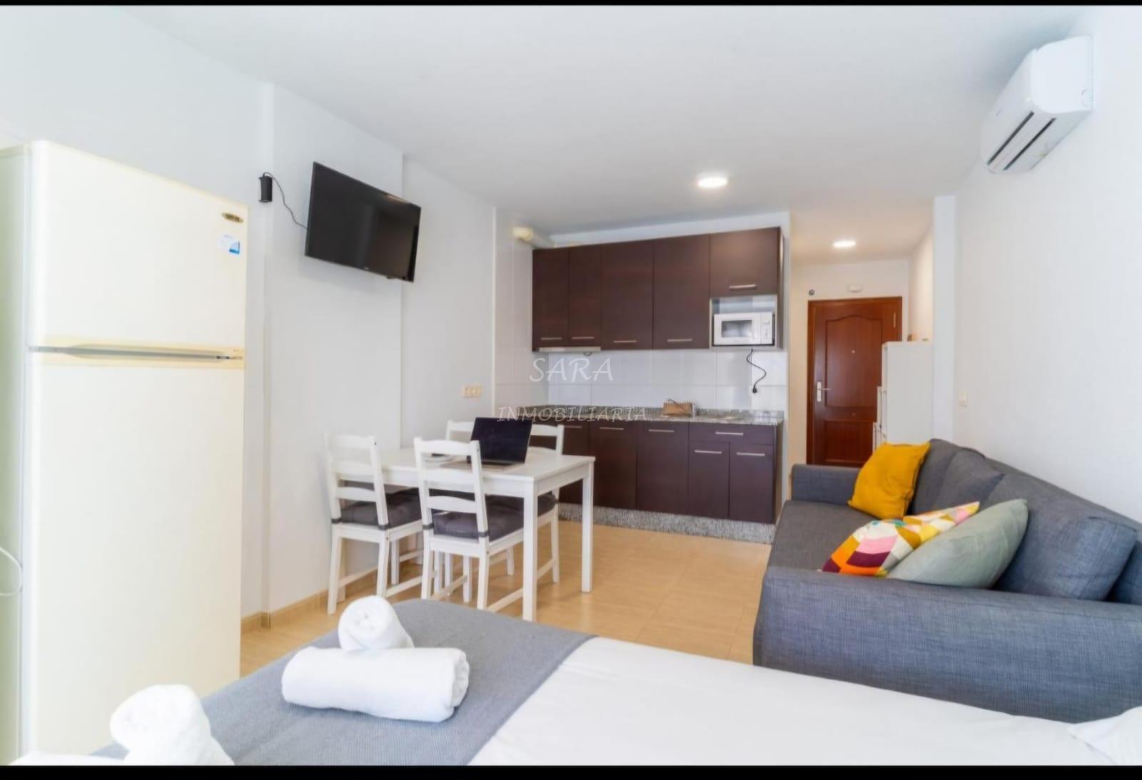 Alquiler de estudio en Roquetas de Mar