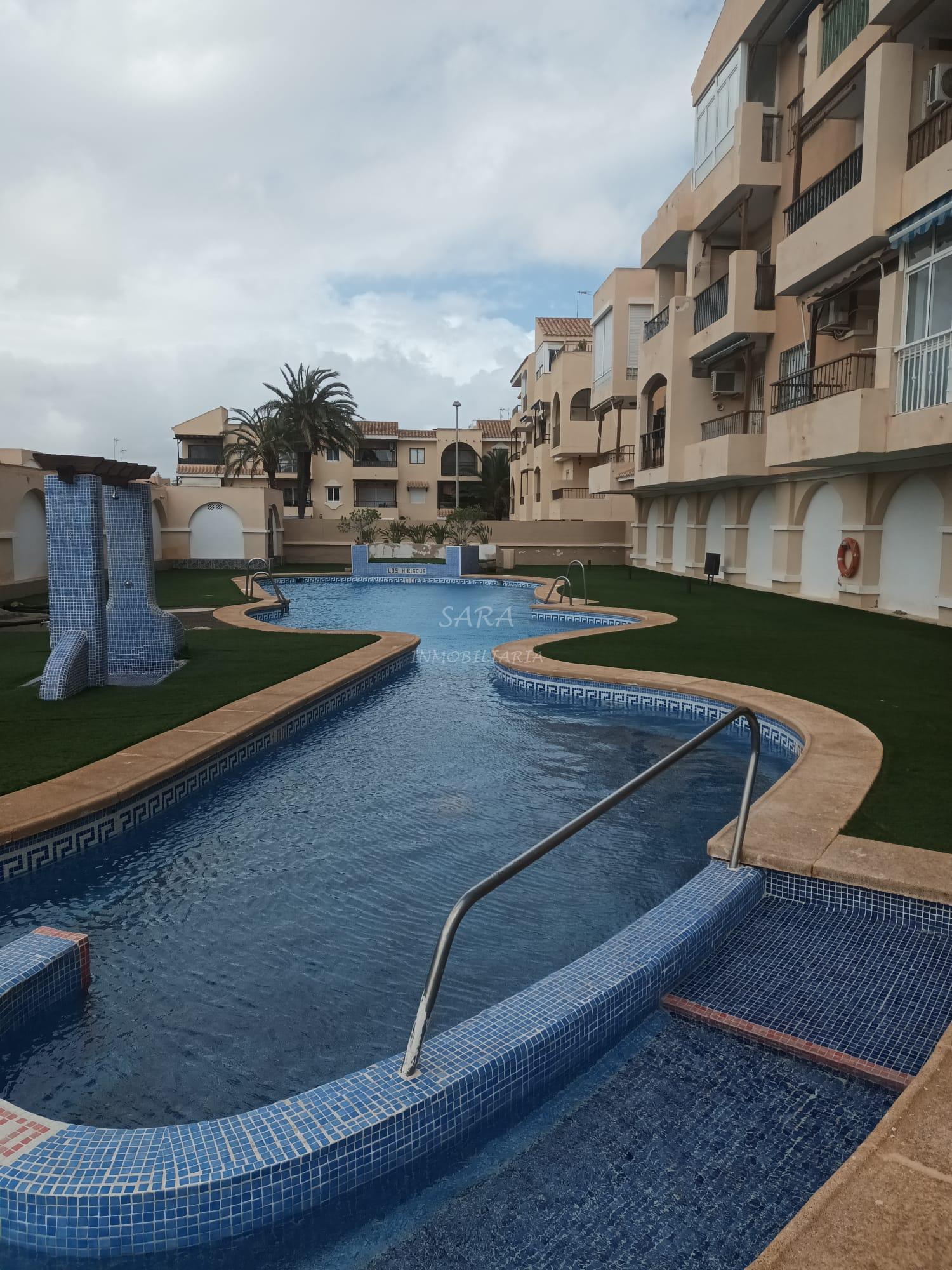 Alquiler de apartamento en Roquetas de Mar