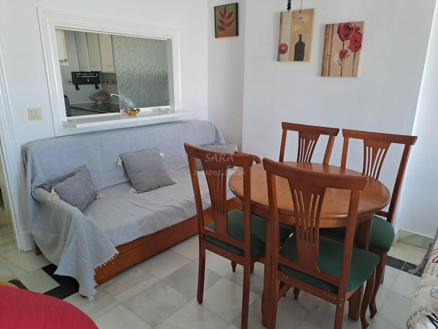 Alquiler de apartamento en Roquetas de Mar