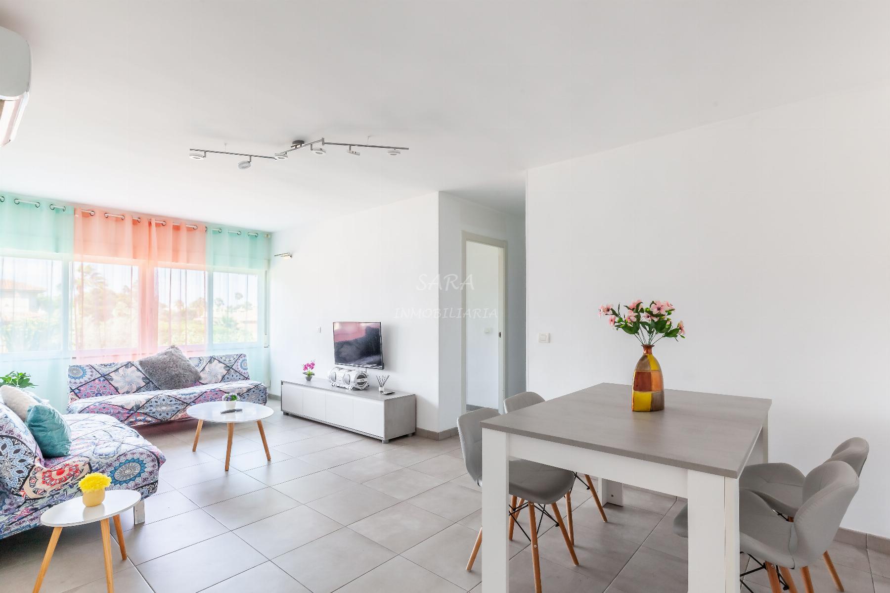 Alquiler de apartamento en Roquetas de Mar