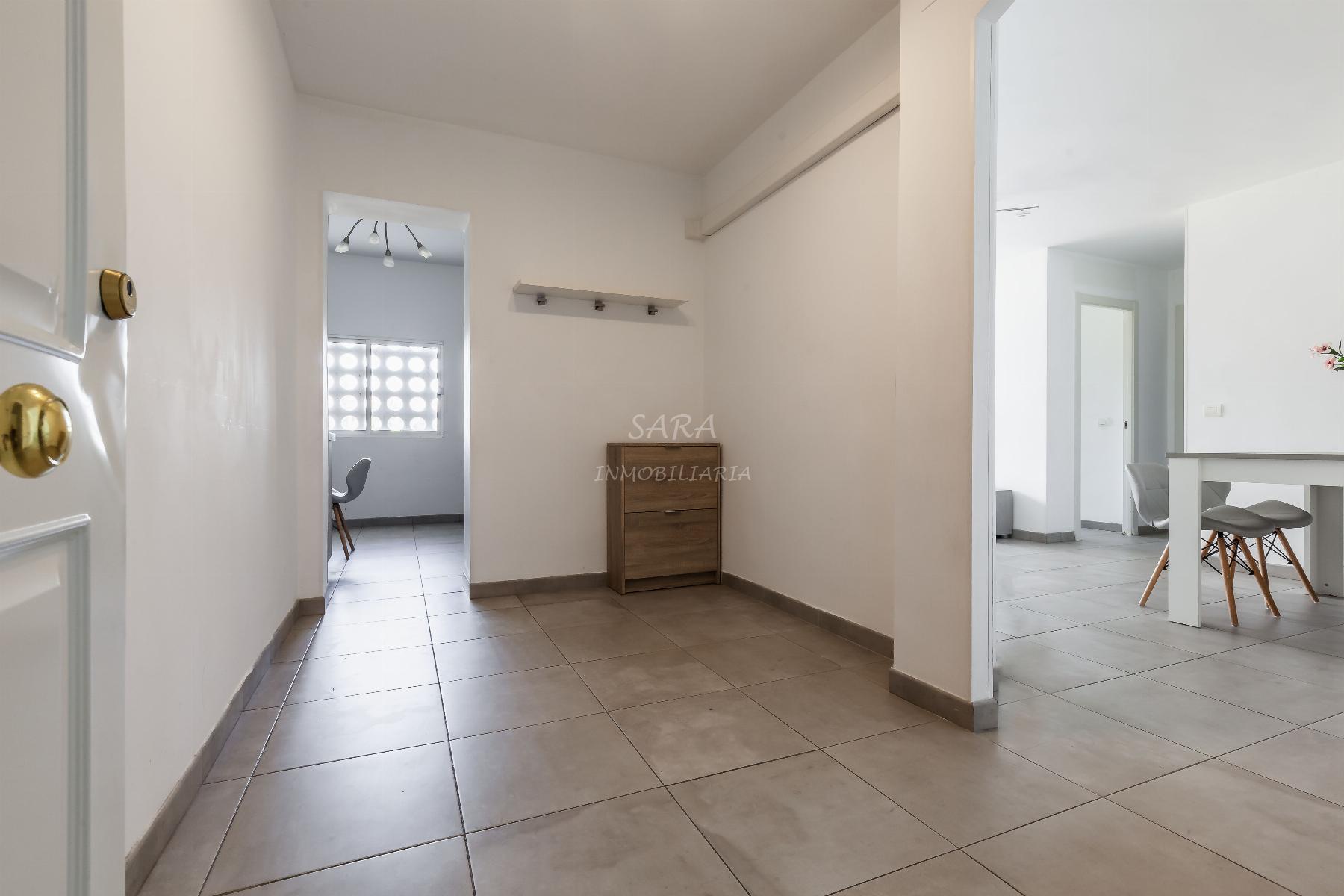 Alquiler de apartamento en Roquetas de Mar