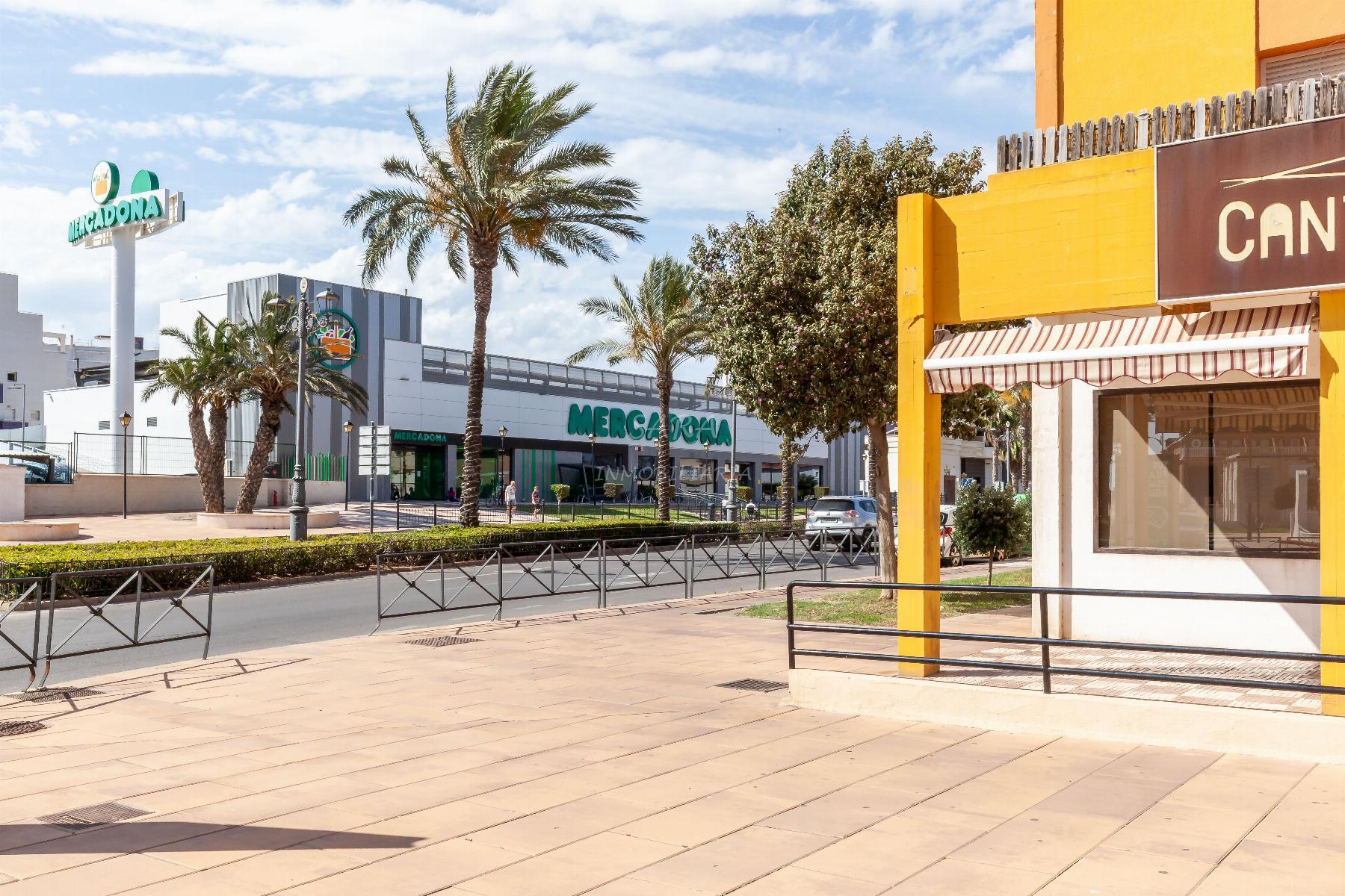 Alquiler de apartamento en Roquetas de Mar