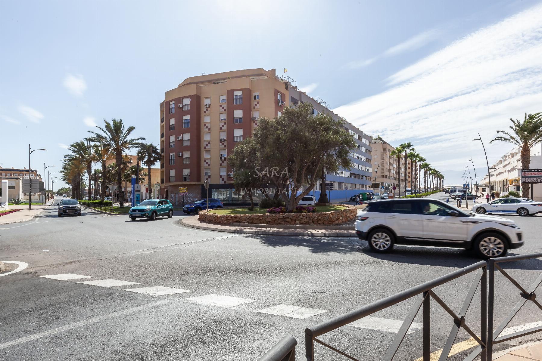 Alquiler de apartamento en Roquetas de Mar