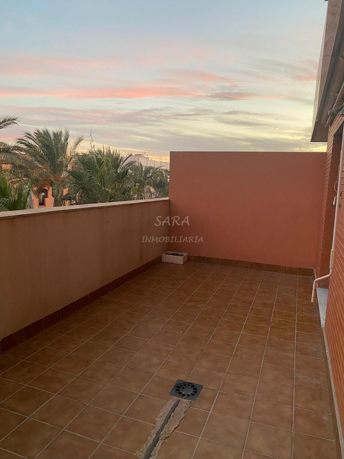 Alquiler de apartamento en Roquetas de Mar